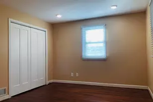 7110 Cindy Ln, Annandale, VA 22003 - Photo 11