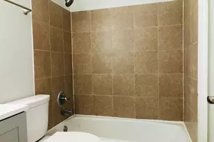 7110 Cindy Ln, Annandale, VA 22003 - Photo 17