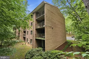 1558 Northgate Square, Reston, VA 20190 - Photo 21