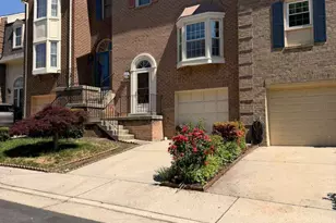 5976 Norham Dr, Alexandria, VA 22315 - Photo 3