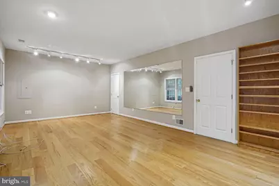 8544 Westown Way, Vienna, VA 22182 - Photo 25