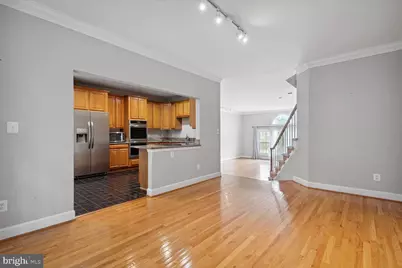 8544 Westown Way, Vienna, VA 22182 - Photo 7