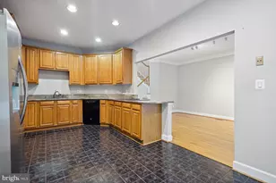 8544 Westown Way, Vienna, VA 22182 - Photo 9