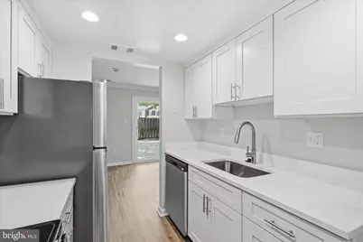 2239 Monaghan Drive, Herndon, VA 20170 - Photo 9