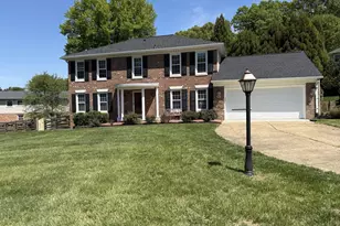 9926 Tartan Ct, Vienna, VA 22181 - Photo 1
