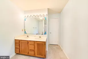 8508 Silverdale Rd, Lorton, VA 22079 - Photo 37