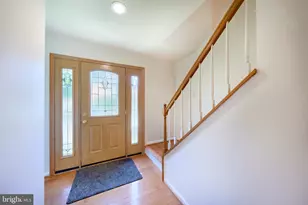 8508 Silverdale Rd, Lorton, VA 22079 - Photo 5