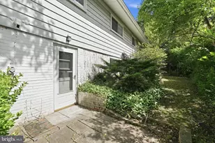 6817 Valley Brook Dr, Falls Church, VA 22042 - Photo 33