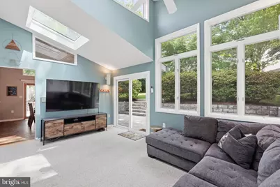 6817 Valley Brook Drive, Falls Church, VA 22042 - Photo 7