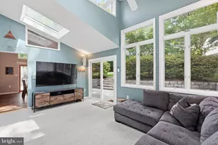 6817 Valley Brook Dr, Falls Church, VA 22042 - Photo 7