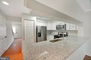 6650 Cypress Point Rd, Alexandria, VA 22312 - Photo 9