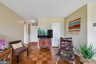 6641 Wakefield Dr, Alexandria, VA 22307 - Photo 17