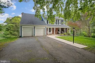 9830 Faust Dr, Vienna, VA 22182 - Photo 3