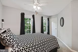 9830 Faust Dr, Vienna, VA 22182 - Photo 51