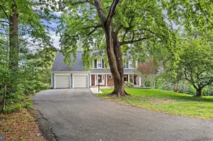 9830 Faust Dr, Vienna, VA 22182 - Photo 5