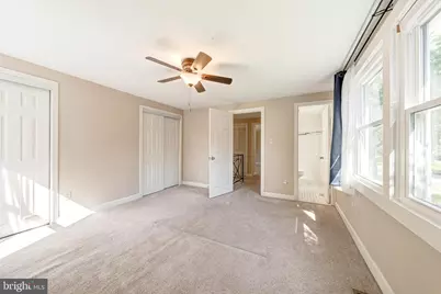 13204 Pressmont Lane, Fairfax, VA 22033 - Photo 17