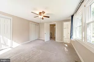 13204 Pressmont Ln, Fairfax, VA 22033 - Photo 17