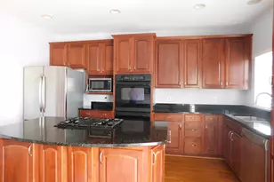 5316 Rosemallow Cir, Centreville, VA 20120 - Photo 3