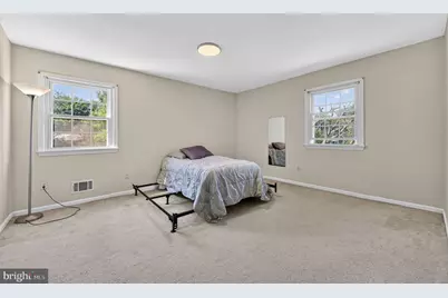 2729 Clarkes Landing Drive, Oakton, VA 22124 - Photo 37