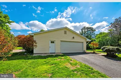 2729 Clarkes Landing Drive, Oakton, VA 22124 - Photo 61