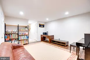 5357 Crimson Sky Ct, Centreville, VA 20120 - Photo 7