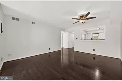 3179 Summit Square Drive #2-E1, Oakton, VA 22124 - Photo 21