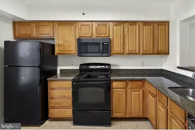 3179 Summit Square Drive #2-E1, Oakton, VA 22124 - Photo 13