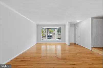 2988 Valera Court, Vienna, VA 22181 - Photo 7