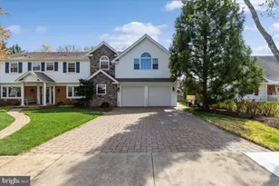 13107 Parson Ln, Fairfax, VA 22033 - Photo 3
