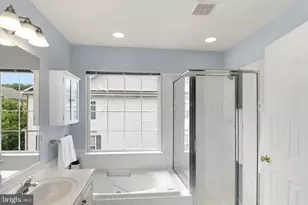 2366 Huntington Station Ct, Alexandria, VA 22303 - Photo 21