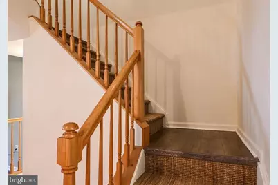 14647 Seasons Drive, Centreville, VA 20120 - Photo 11