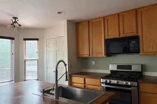 14647 Seasons Dr, Centreville, VA 20120 - Photo 7