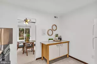 9702 Kingsbridge Dr, Fairfax, VA 22031 - Photo 7