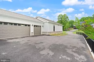 6468 Windham Ave, Alexandria, VA 22315 - Photo 11