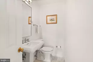 7001 Dunningham Pl, McLean, VA 22101 - Photo 13