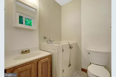 8803 Kenilworth Drive, Springfield, VA 22151 - Photo 19