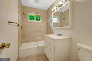 8803 Kenilworth Dr, Springfield, VA 22151 - Photo 25