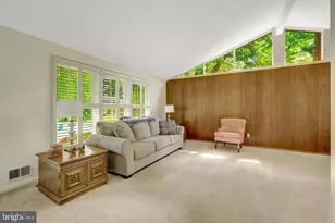 8803 Kenilworth Dr, Springfield, VA 22151 - Photo 5