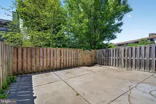 4454 Elan Ct, Annandale, VA 22003 - Photo 29