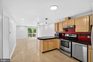 4454 Elan Ct, Annandale, VA 22003 - Photo 7