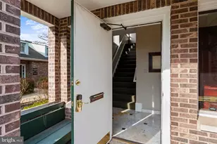 11739 Bowman Green Dr, Reston, VA 20190 - Photo 29