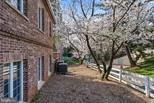 11739 Bowman Green Dr, Reston, VA 20190 - Photo 49