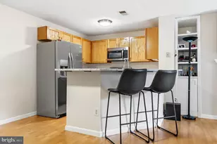 11705 Summerchase Cir, Reston, VA 20194 - Photo 17