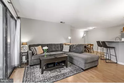 11705 Summerchase Circle, Reston, VA 20194 - Photo 5
