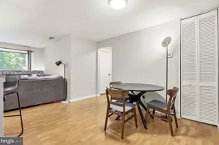 11705 Summerchase Cir, Reston, VA 20194 - Photo 15