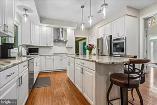7826 Preakness Ln, Fairfax Station, VA 22039 - Photo 13