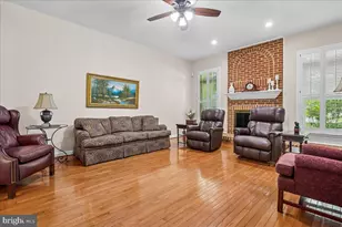 7826 Preakness Ln, Fairfax Station, VA 22039 - Photo 19