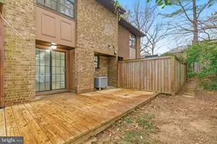 2006 Headlands Cir, Reston, VA 20191 - Photo 29