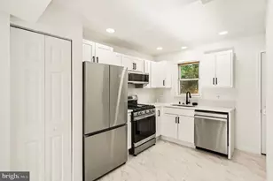6002 Rixey Dr, Alexandria, VA 22303 - Photo 9