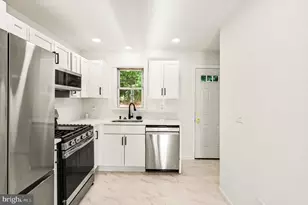 6002 Rixey Dr, Alexandria, VA 22303 - Photo 11